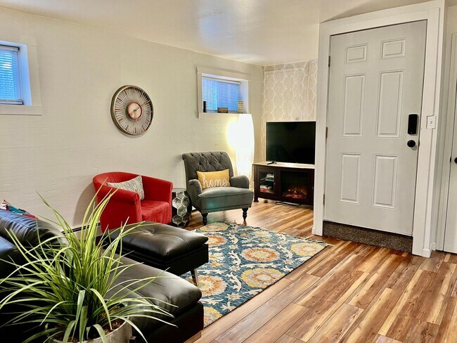 Photo - 5th Ave Unit 1B