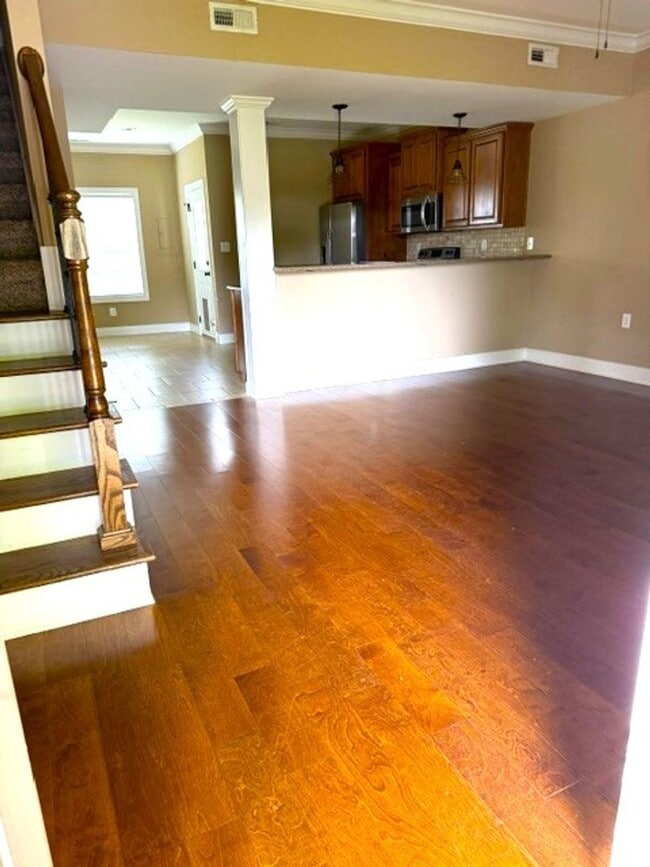 Photo - TOWNHOME IN THE CITY
