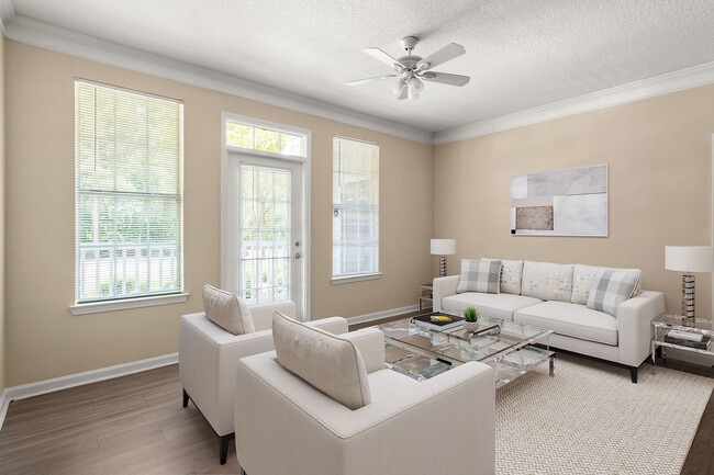 C195580_CreeksideVista_1B1B_LR_04_VS - Creekside Vista