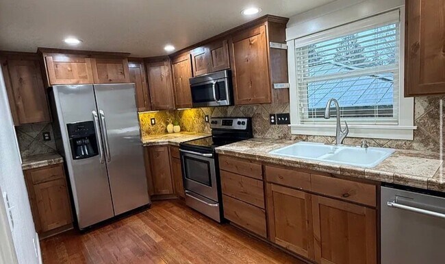Photo - 7427 SE 66th Ave