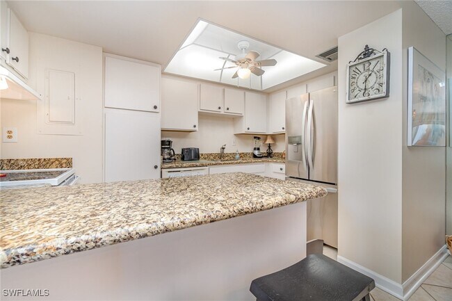 Photo - 3443 Gulf Shore Blvd N Unidad 609