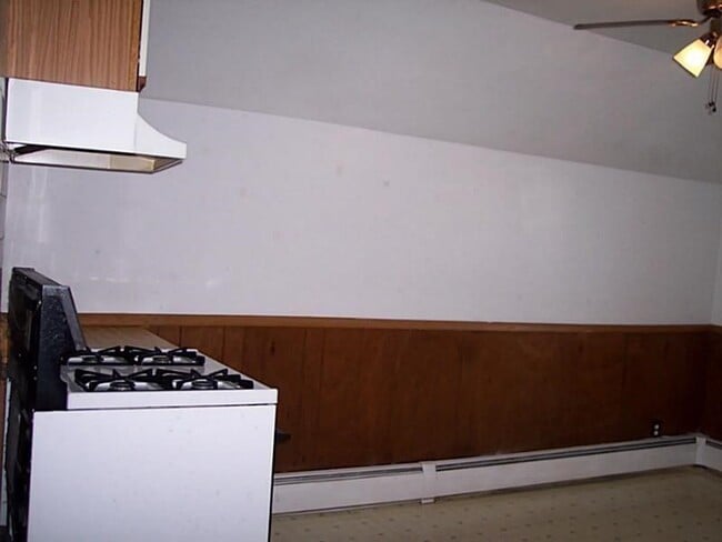 Photo - 177 Mount Hope Ave Unit 2