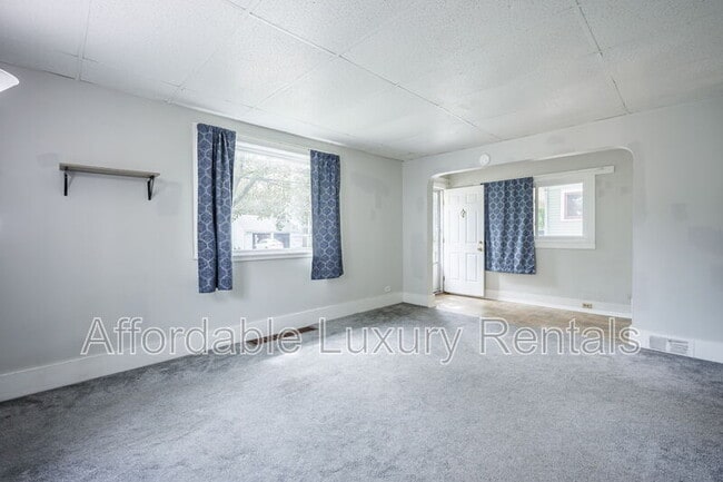 Photo - 77 State St Unit 1