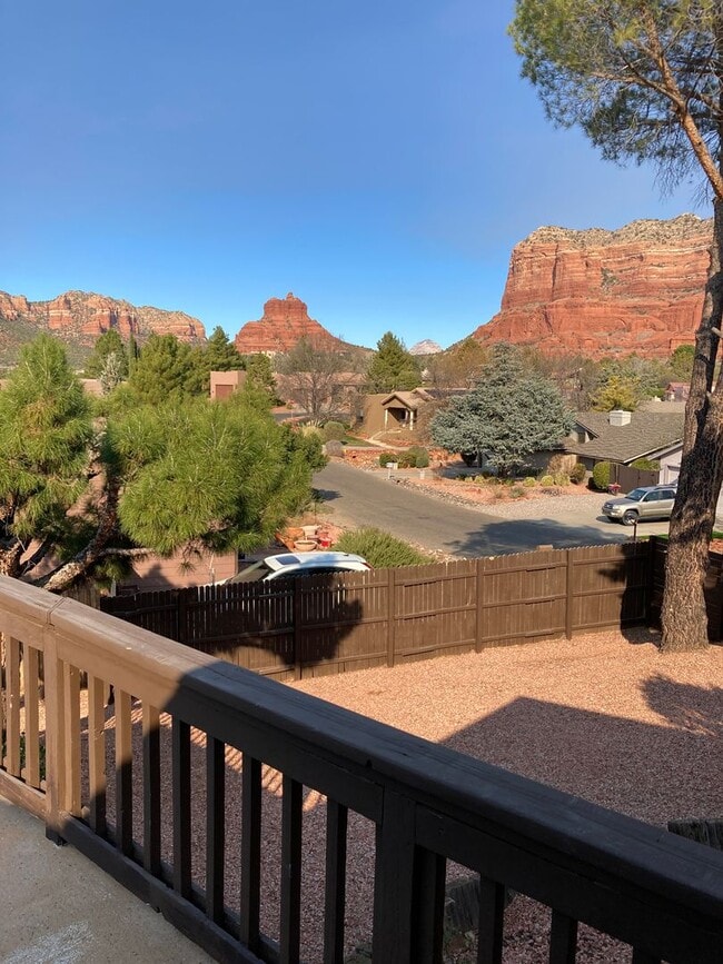 Photo - Gorgeous, modern, remodeled, furnished ren...