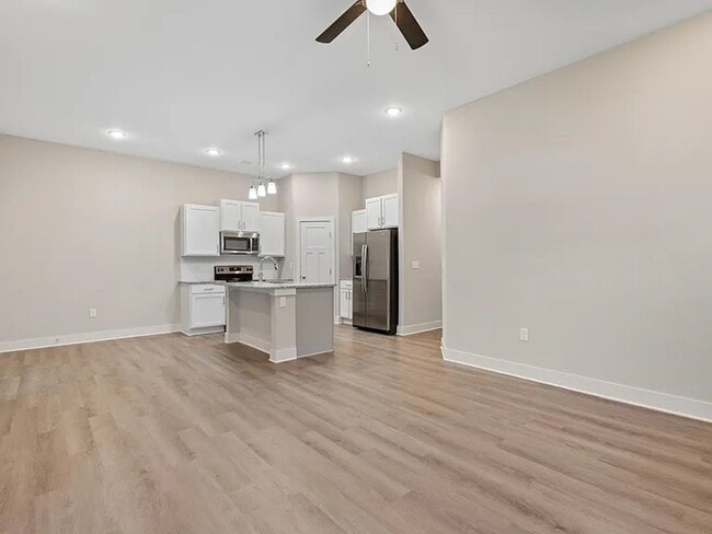 Photo - 3518 W 45th St S