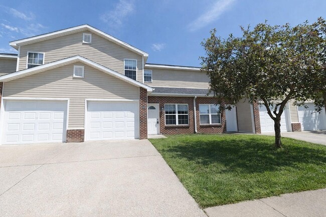 Building Photo - 5000 Derby Ridge Dr Unit 109