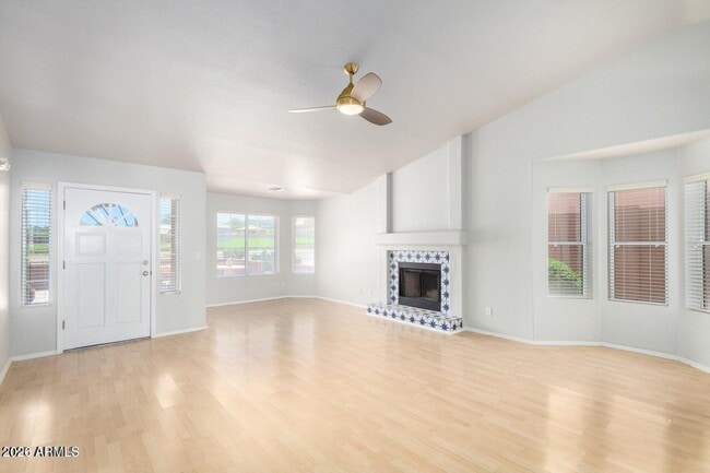 Photo - 1924 E Sharon Dr