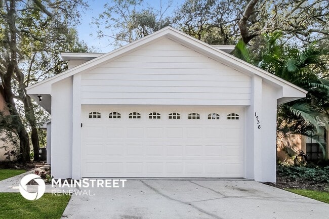 Building Photo - 1236 Indian Bluff Dr