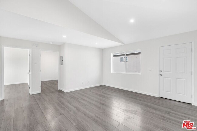 Photo - 3509-3504 Kinney St Casa