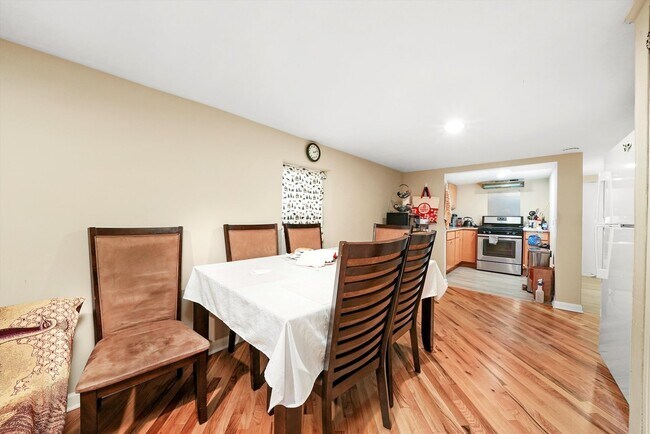 Photo - 4614 N Springfield Ave