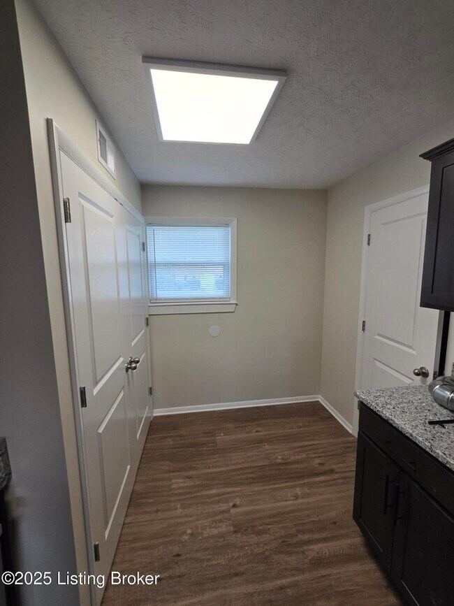 Photo - 9124 Kenlock Dr Apartment Unit 4