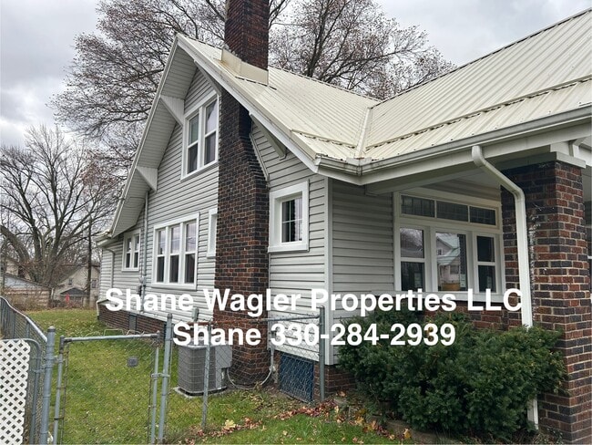 Photo - 1370 S Freedom Ave