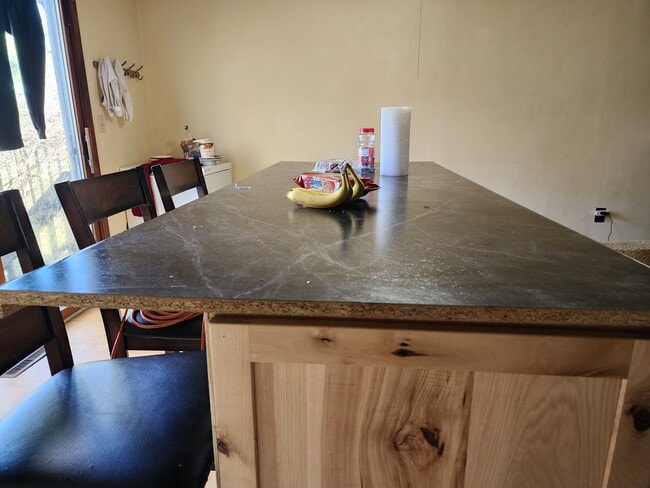 Building Photo - 316 Hartford Rd