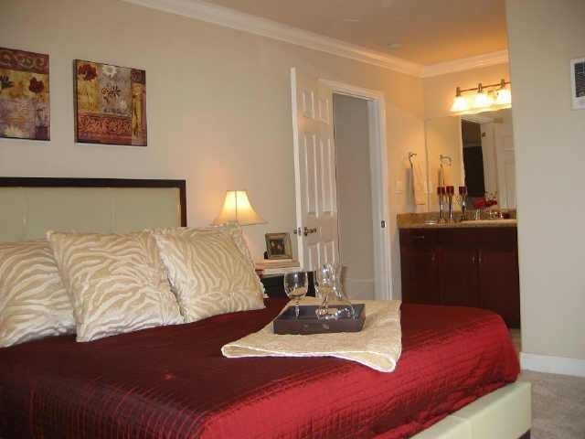 Photo - Beautiful upscale top floor 1 bedroom & 1 bath open concept condo - bright end unit with one rese...