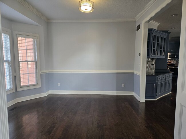 Photo - Beautiful Reserve at Heritage Park home!!!