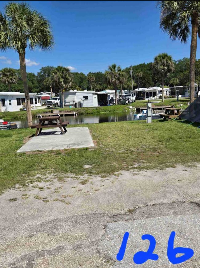 Photo - 1073 Old Lakeport Rd NW