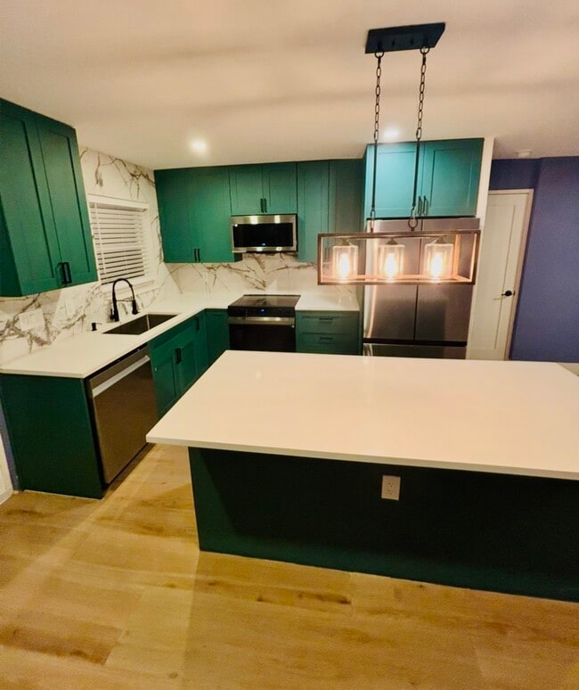 Photo - 1709 SW 24th St