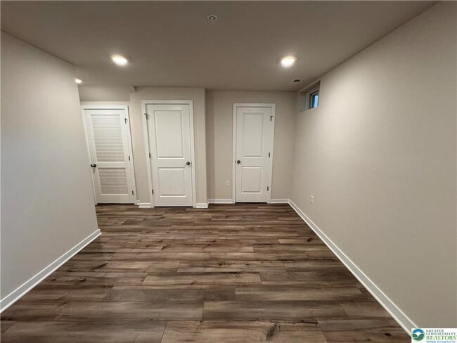 Photo - 7634 Clayton Ave