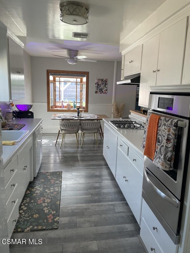 Photo - 4139 Cochran St