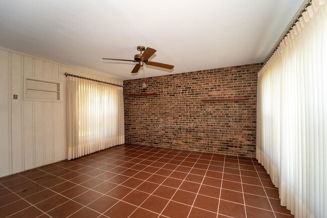 Photo - 61 Avista Cir