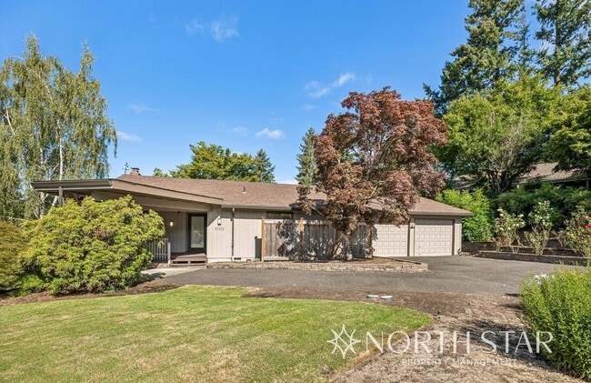 Building Photo - Charming One-Level Home on a Quiet Cul-de-...