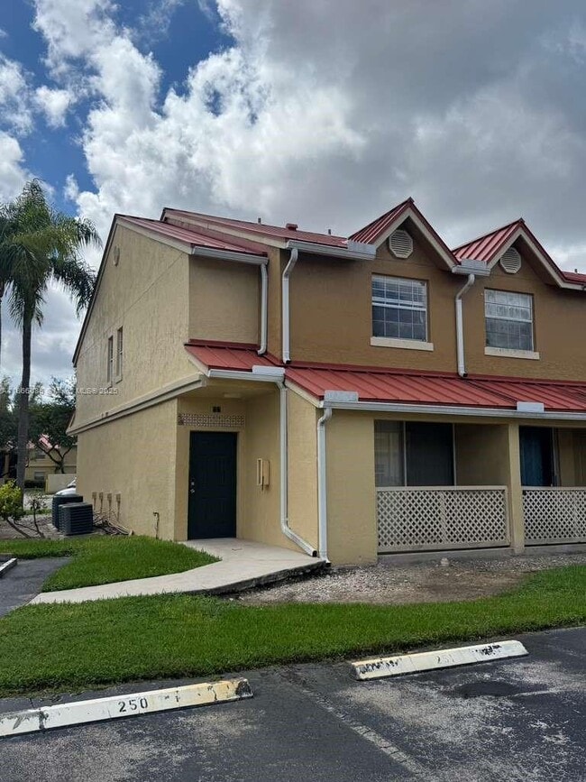 Building Photo - 18332 NW 68th Ave Unit A Rental
