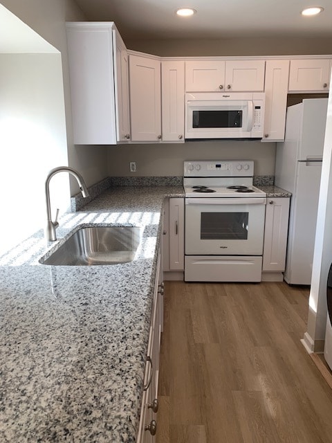 Photo - 732 W 3rd St