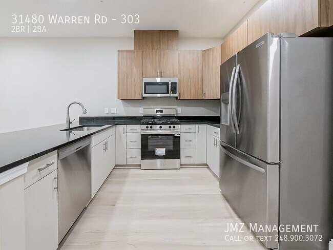 Photo - 31480 Warren Rd Unit 303