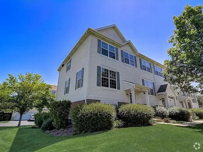 Building Photo - 1677 W Turtle Creek Ln Rental