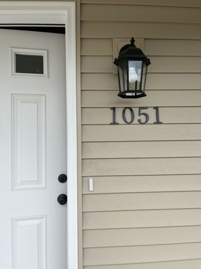 519 Unidad 1051 Rental Janesville, WI