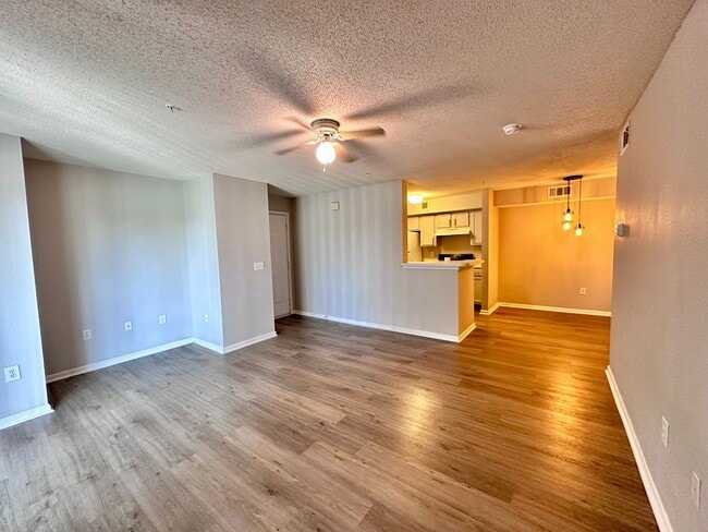 Spacious 1 Bed / 1 Bath Condo in Indian La... - Spacious 1 Bed / 1 Bath Condo in Indian La... Unit 22