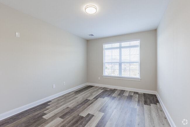 2BR 2BA - 1,140SF