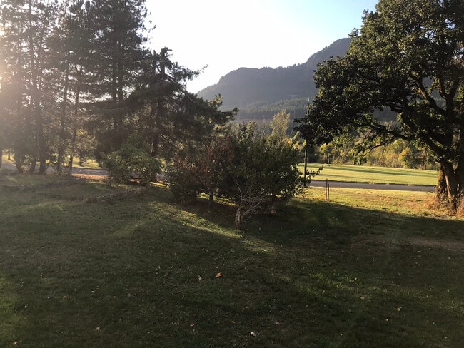 Photo - 1005 Chenowuth