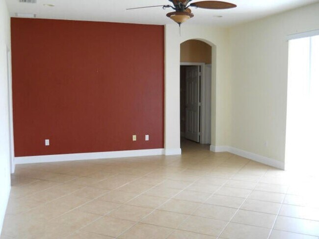 Photo - 1579 Newhaven Point Ln