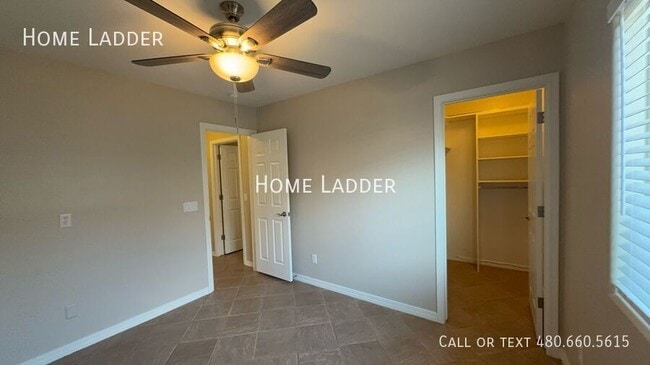 Photo - 25598 W Globe Ave
