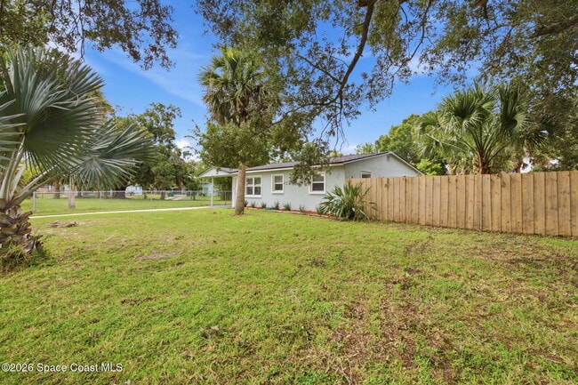 Photo - 2267 Robinhood Dr