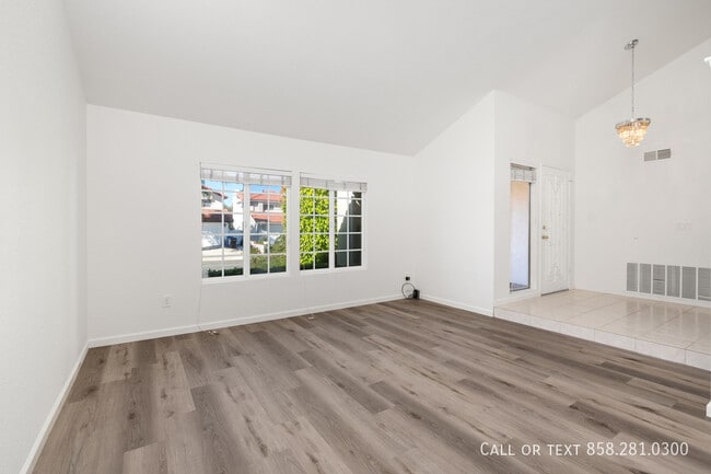 Photo - 13327 Entreken Ave