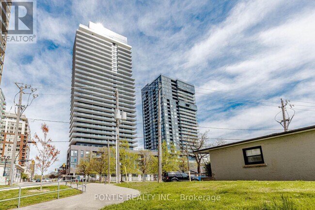 Photo - 2075 Lakeshore Rd. Unit 404
