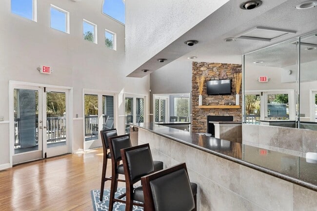 Photo - 501 Pelham Dr