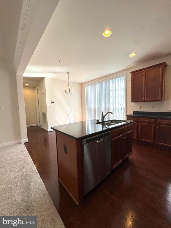 Photo - 1414 Benton Way