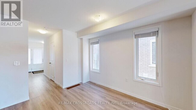 Photo - 1638 Hetherington Dr