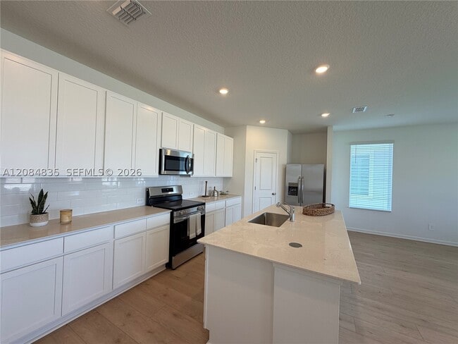 Photo - 4443 Vibernum Ave