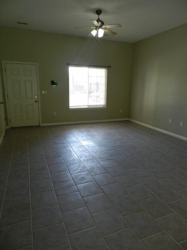 Photo - Avaliable April 14th