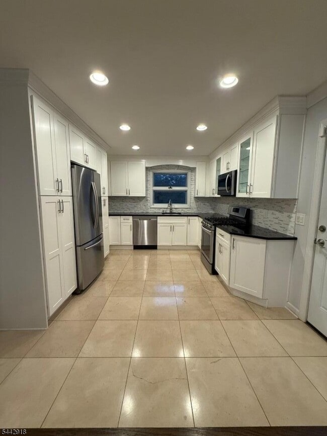 Photo - 78 Mounthaven Dr