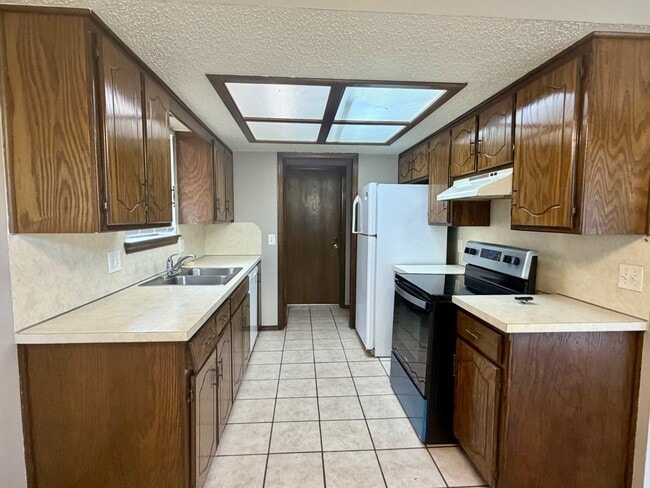 Photo - 109 S Keystone Dr