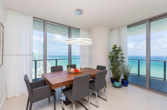 Photo - Season Rent at Hyde Beach 2/2