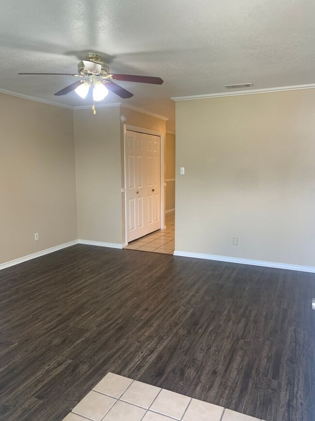 Photo - 1815 Pontotoc Unit A