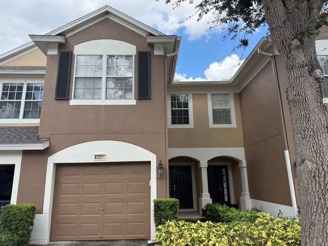 Building Photo - Beautiful home located inside gated commun...