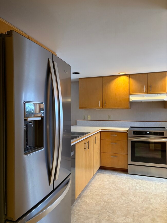 Photo - 6526 Bettys Ln