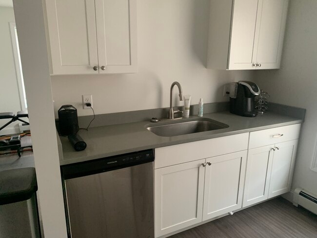 15 Cross St Unit 1
